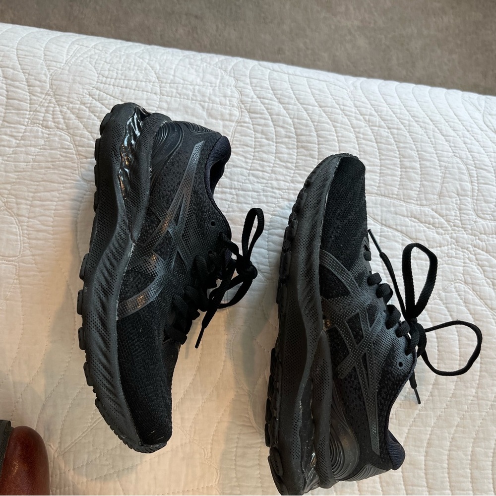 ASICS Nimbus